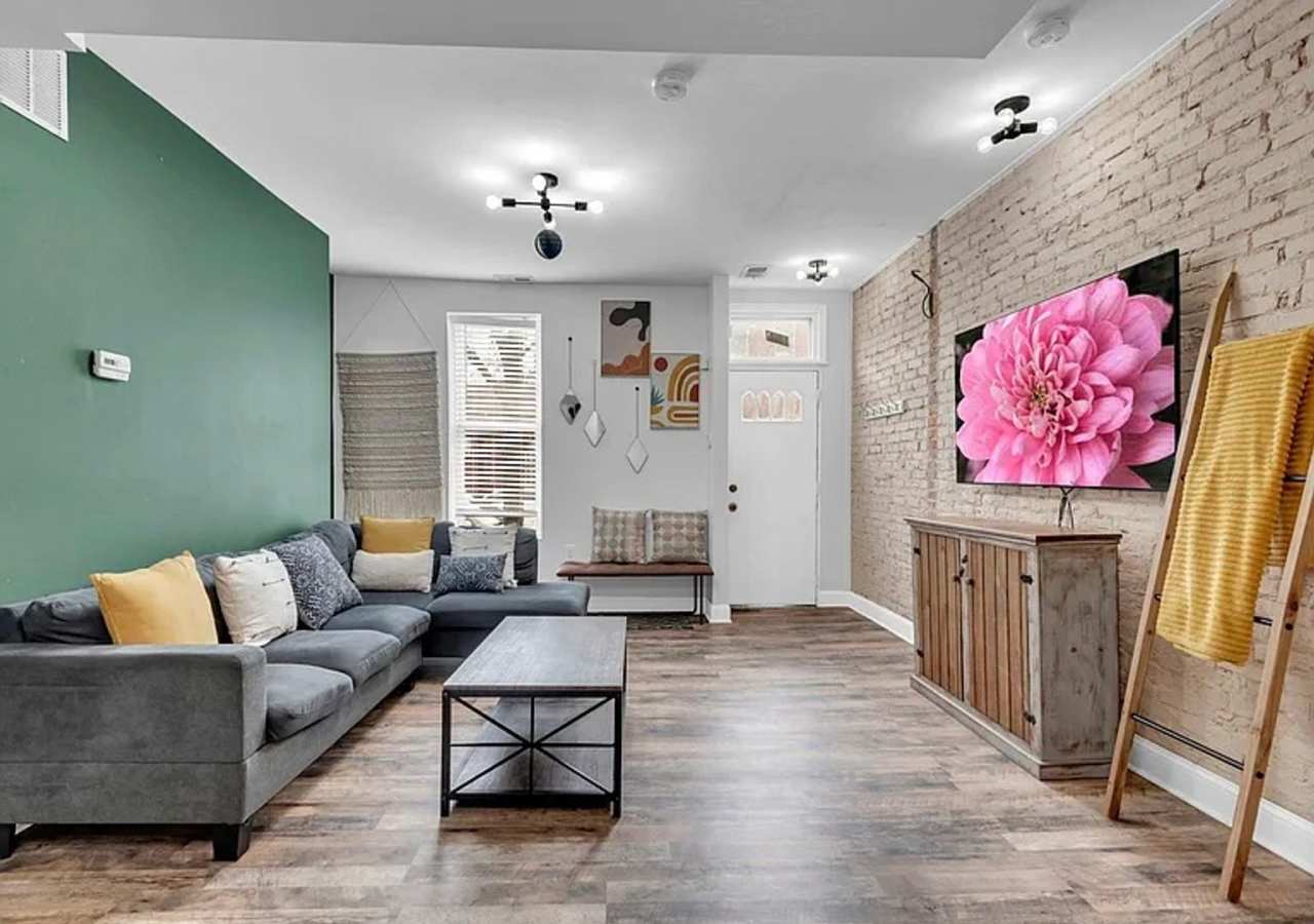 Beautifully Renovated Townhome in Mt. Vernon! Central Air! W/D! Storage! All Utilities Included! Available Now!