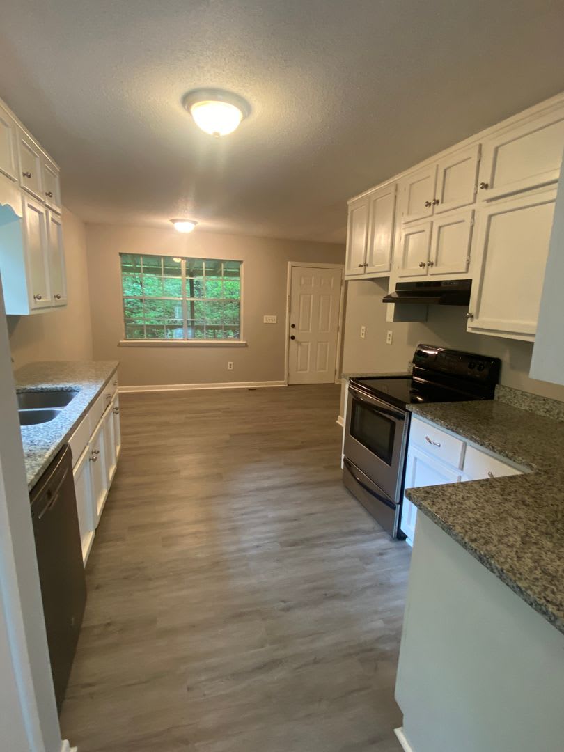 Charming 3-Bedroom Home with Basement and Covered Deck in Irondale, AL