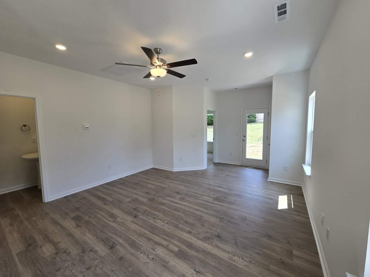 5140 Pace Park Circle - 1