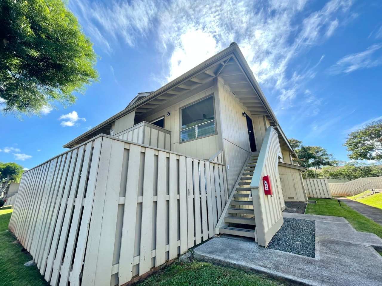 For Rent – 2 Bedroom, 1 Bath Home in Waipahu