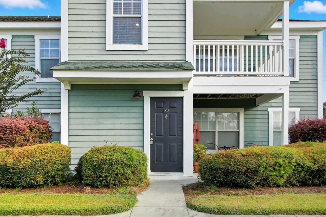NEW PRICE and Half Off First Month's Rent! Nicely Updated Condo in Old South!