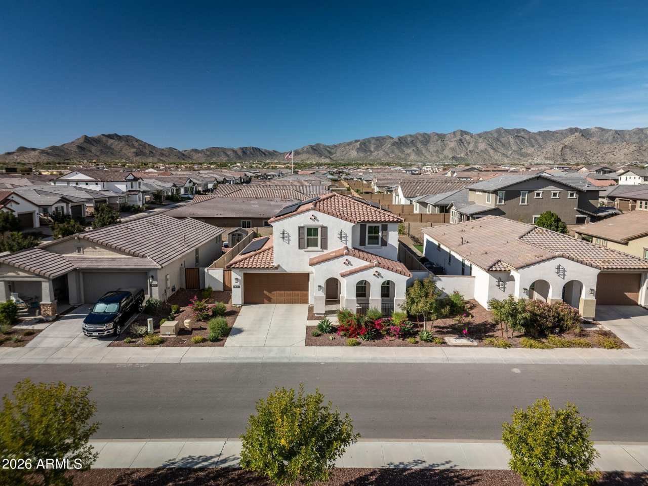 4368 N PIONEER Drive