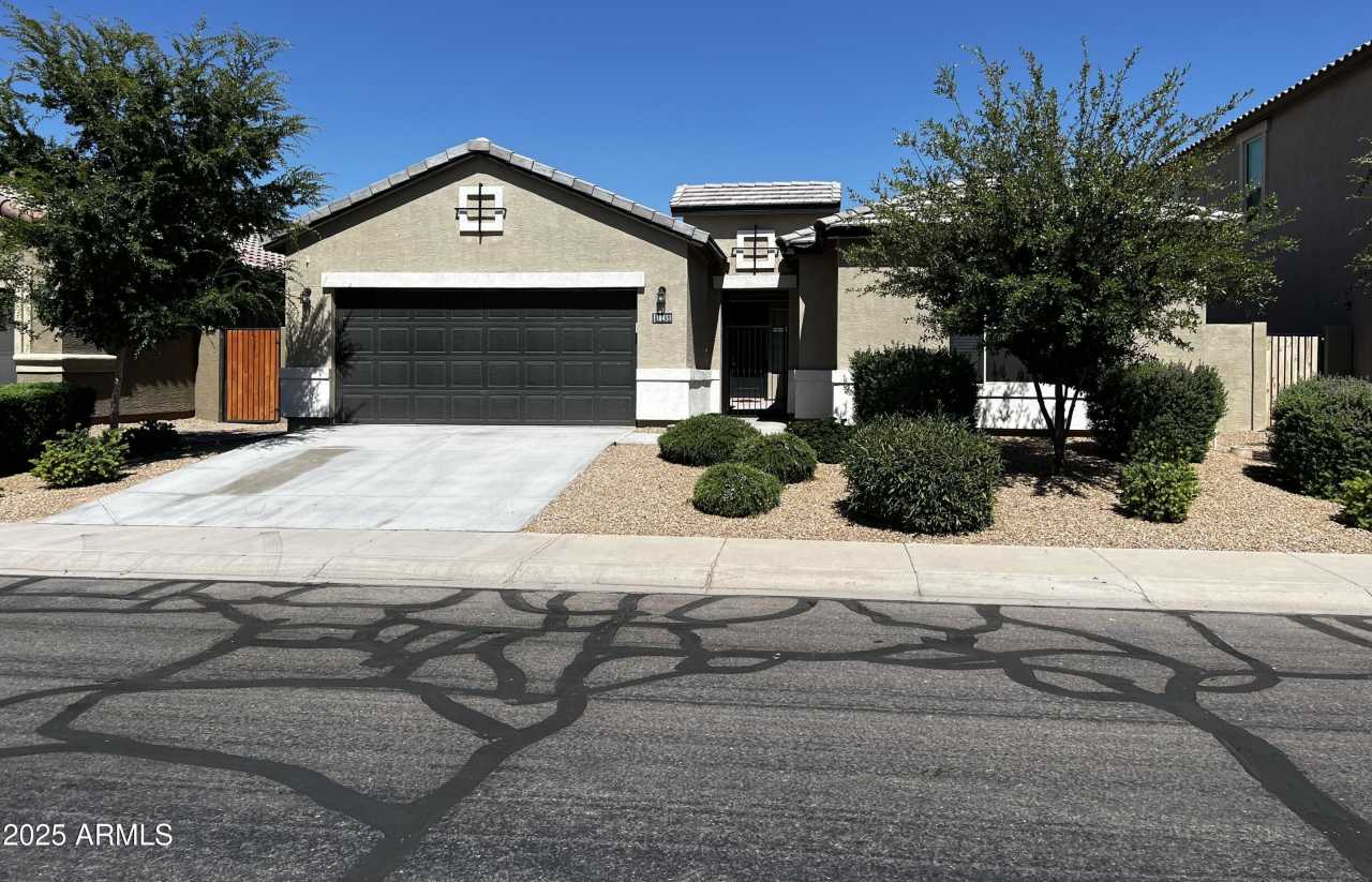 18451 N CRESTVIEW Lane