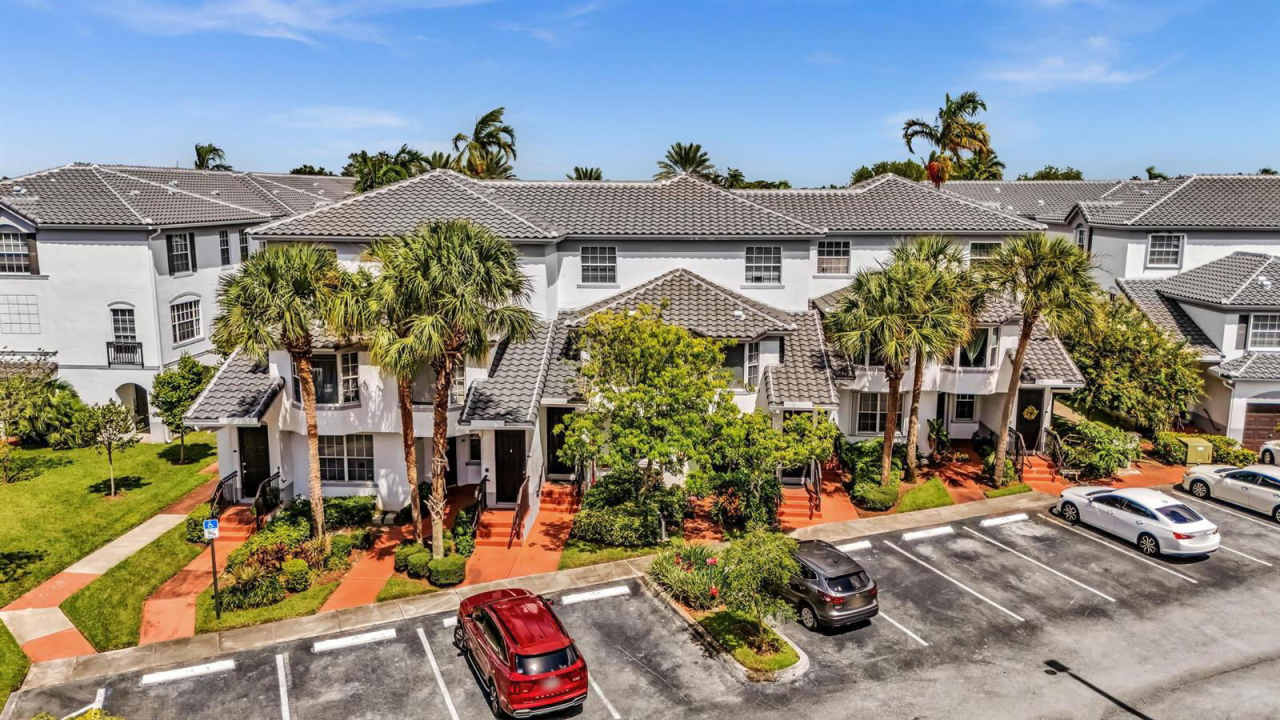 725 Southwest 148th Avenue