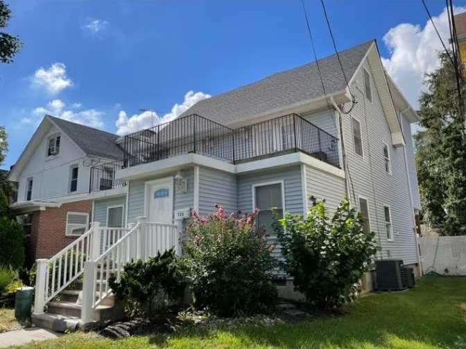 725 North Wood Avenue - 1