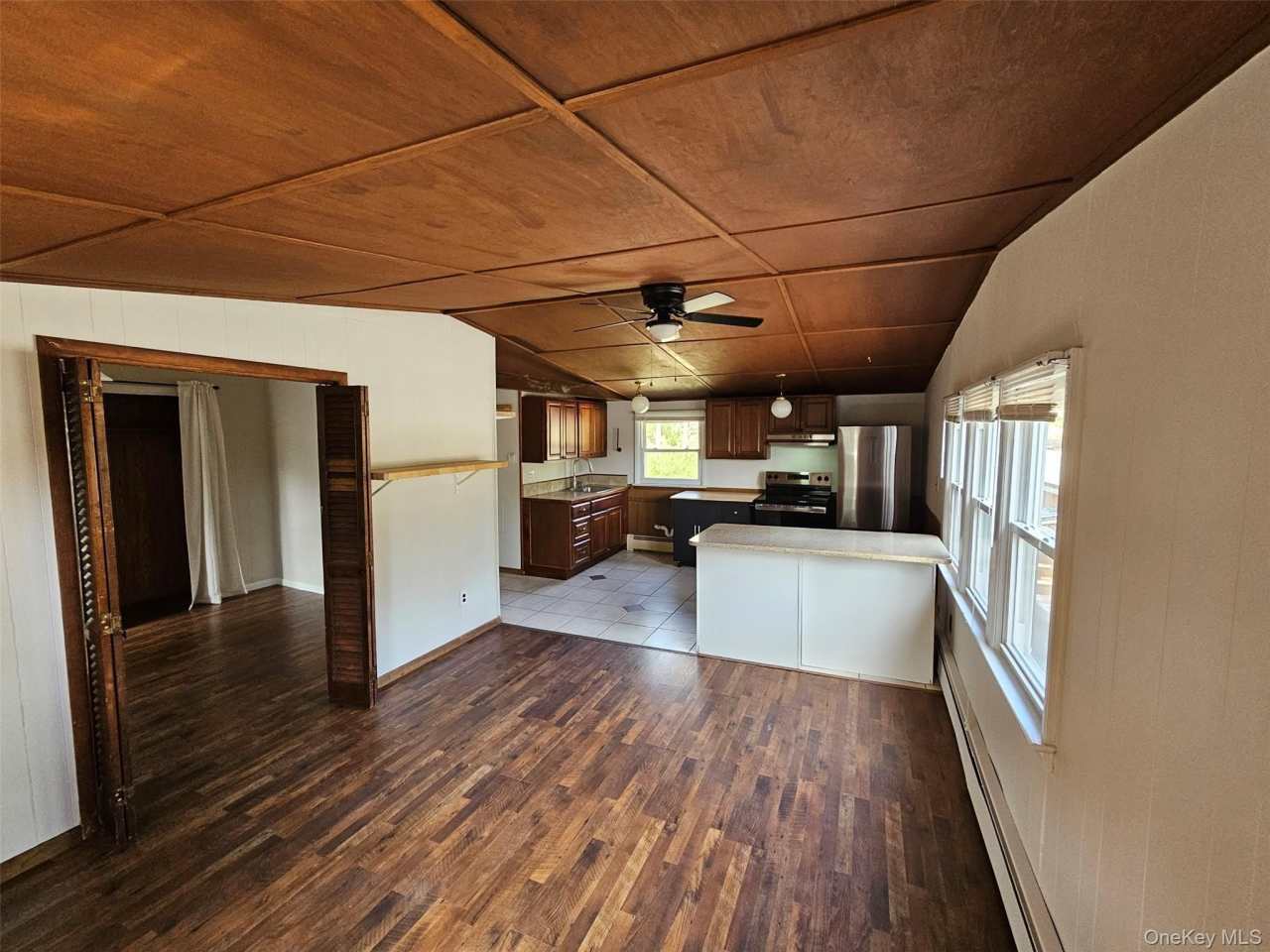 639 State Route 55 unit: 2