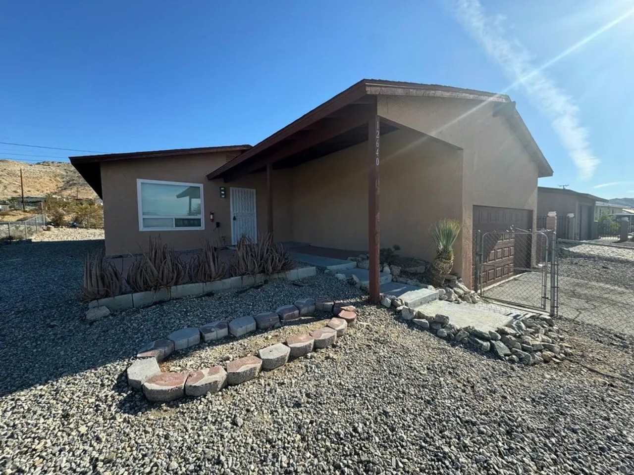 PRICE REDUCED!!! 3 BED/2BATH