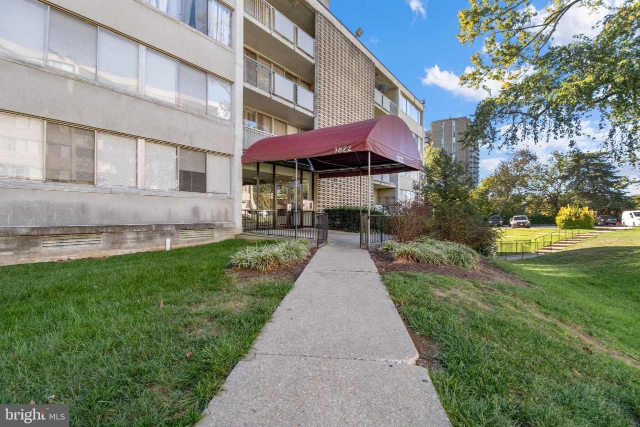 1822 METZEROTT Road unit: 205