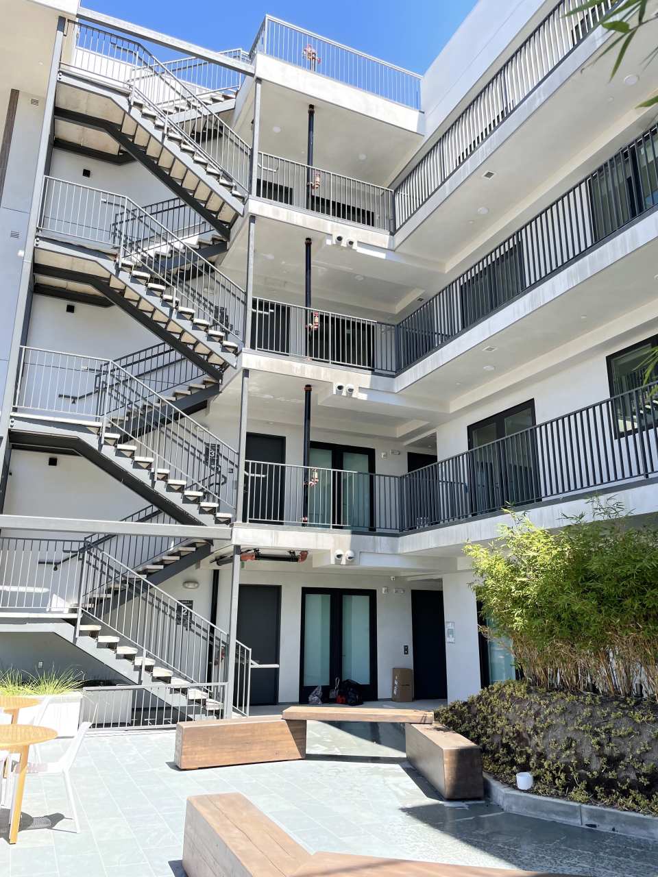 Elegant Building on Culver