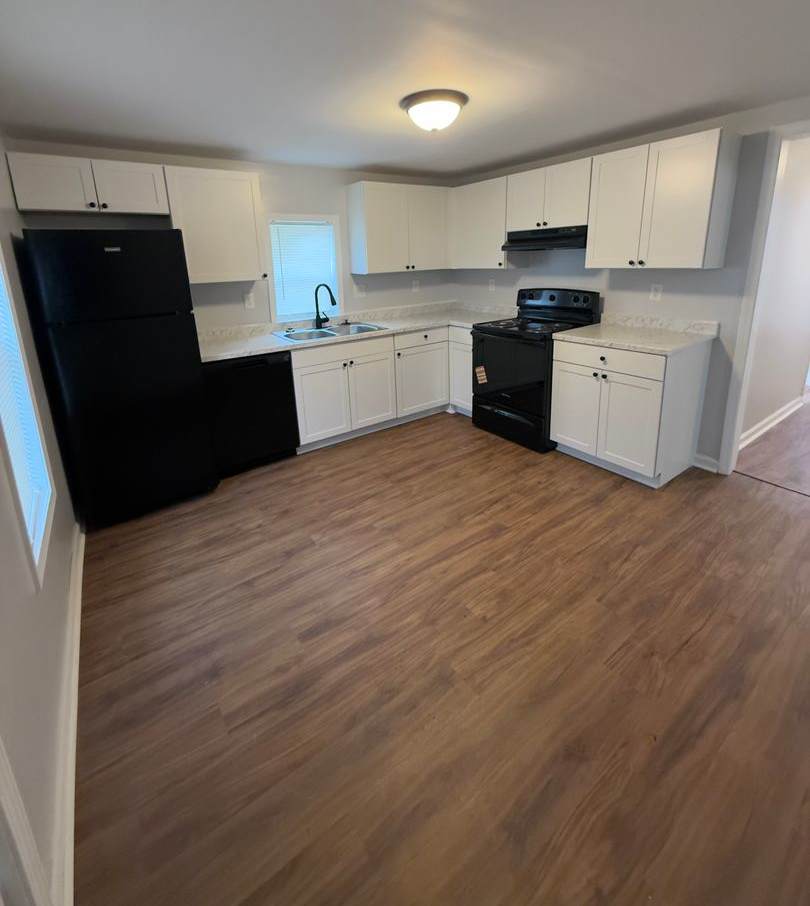 Newly Renovated 3 Bedroom / 2 Bath Home – 120 E. 14th Street, Winston-Salem