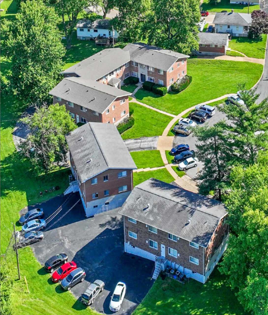 Lovely 2 Bedroom 1 Bath Apartment in Florissant!