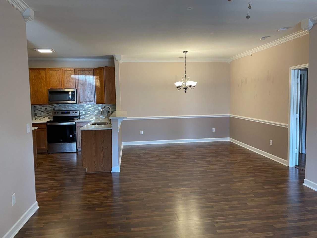 Room in 2 Bedroom Home at Hill Point Ct