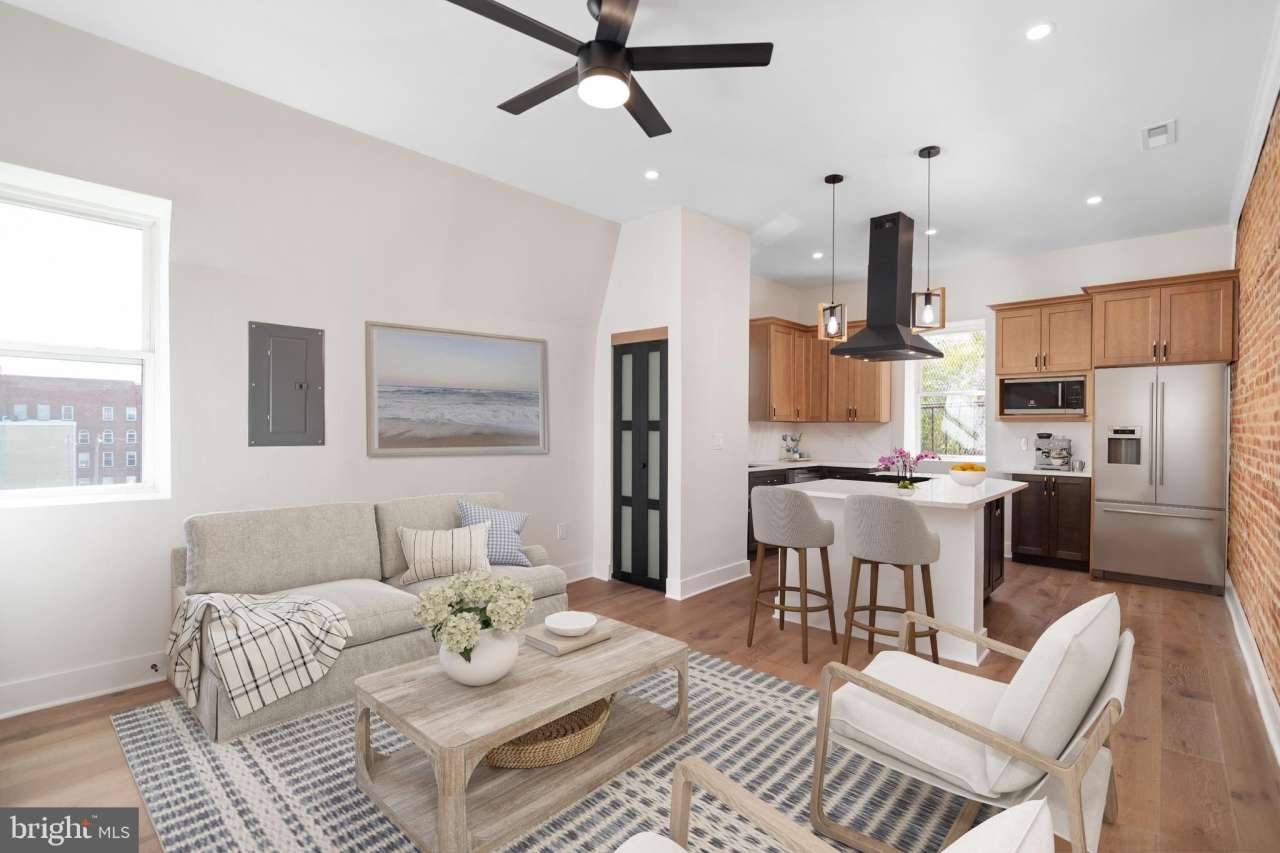 118 E 24TH #3 Street