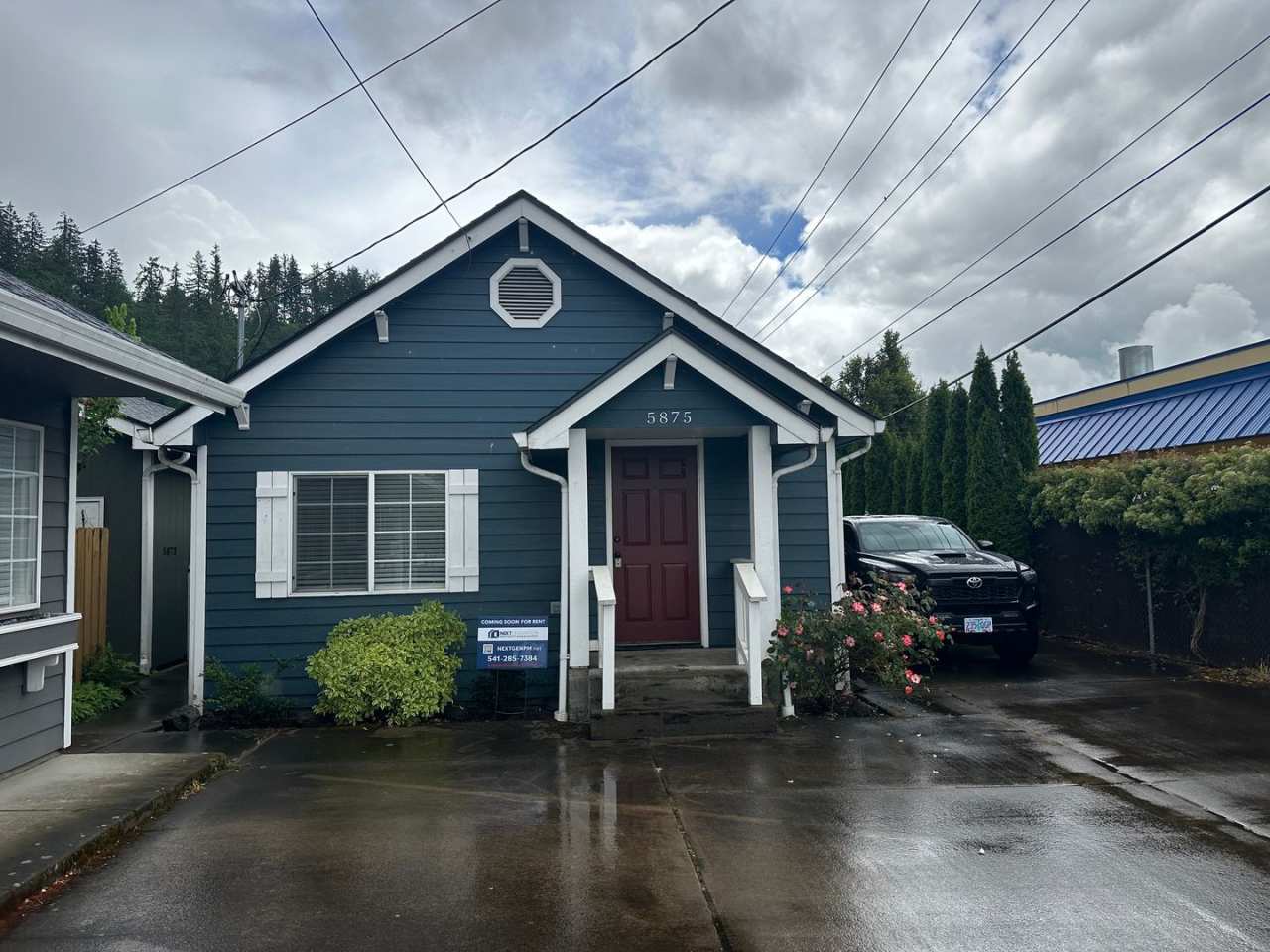 Updated 3 bedroom 1 bathroom house in Thurston!