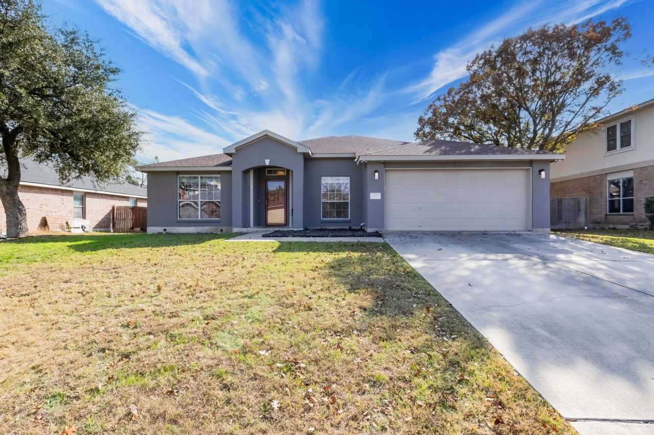 113 West Deer Horn Pass