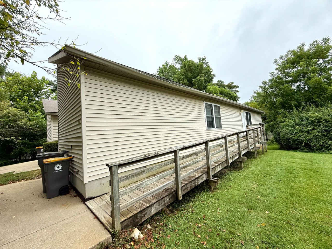 SHORT TERM RENTAL AVAIL FOR SUMMER 2026 (June to July 2026) $1,200 Monthly