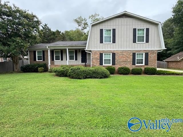 13003 Camelot Drive SE