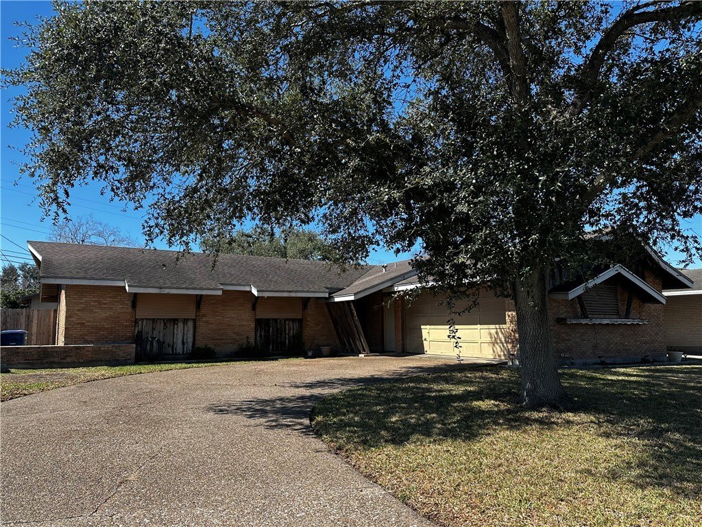 3321 Casa Bonita Drive