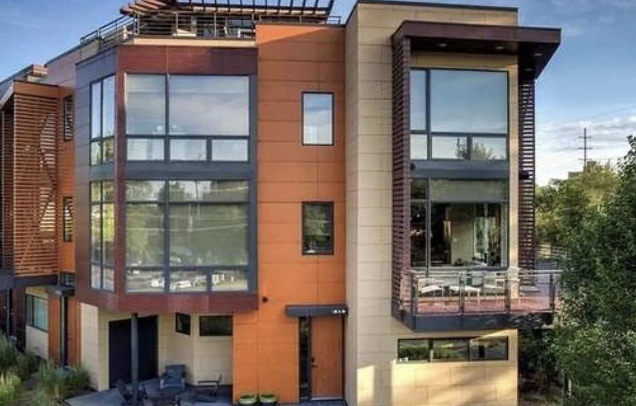 Gorgeous Luxury Townhome