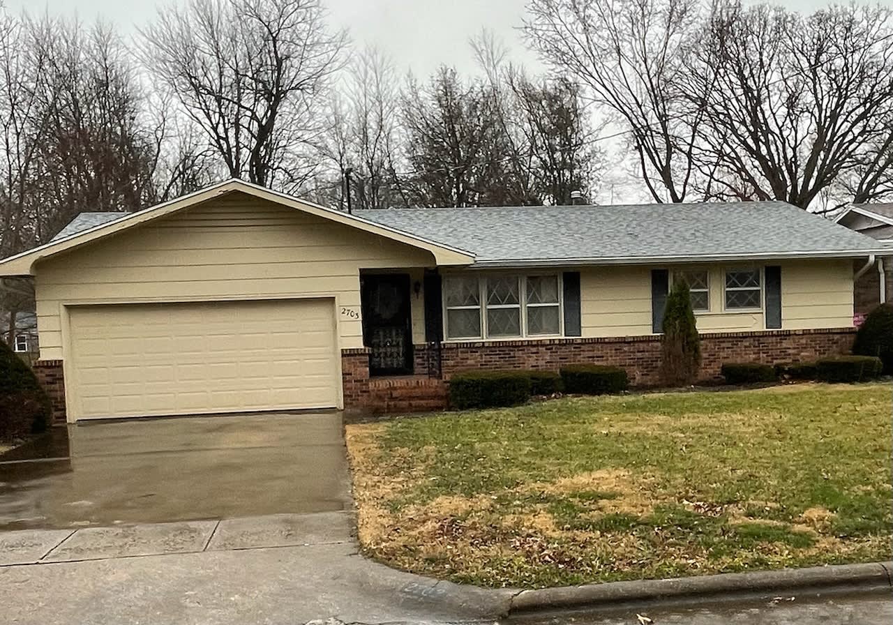 2703 East Madison Street