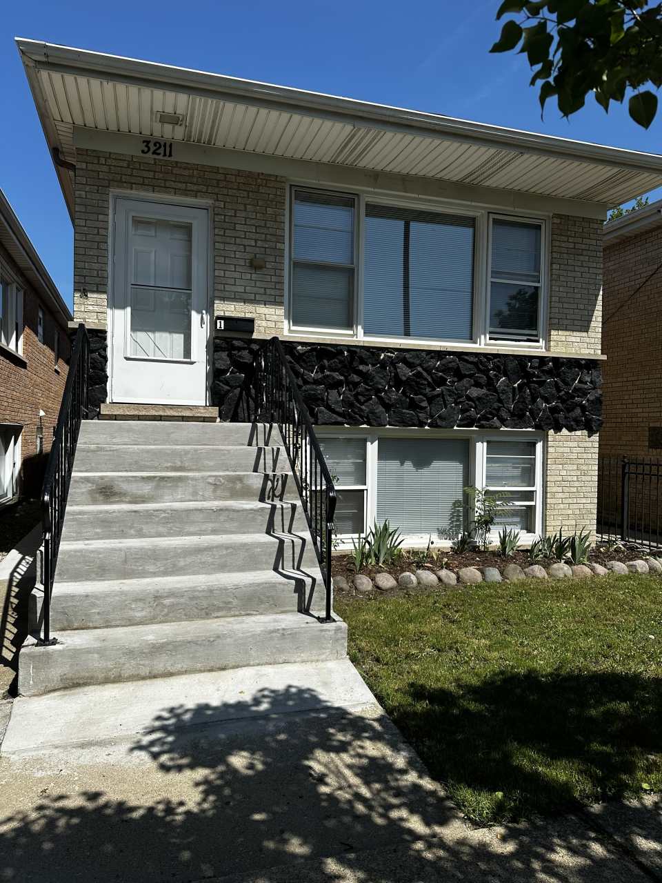 3211 South 53rd Court