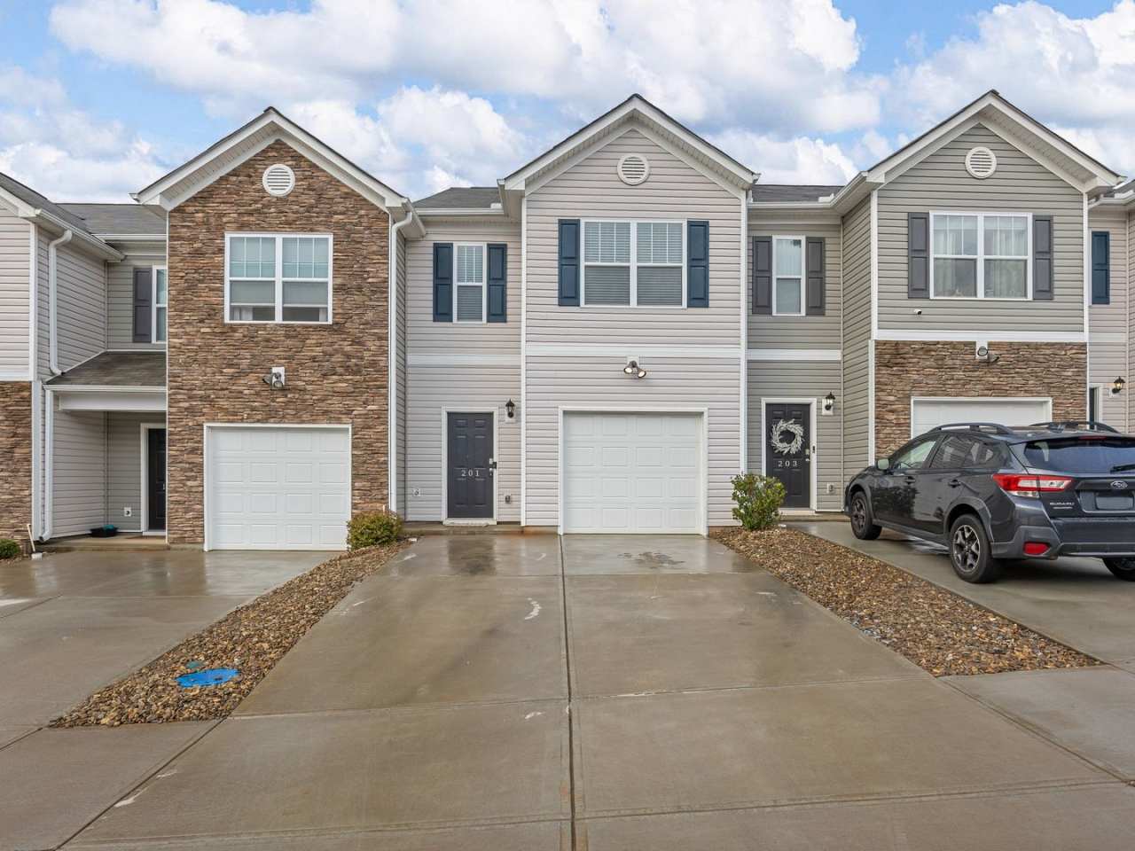 Modern living meets Convenience- Townhome in Greer, SC!