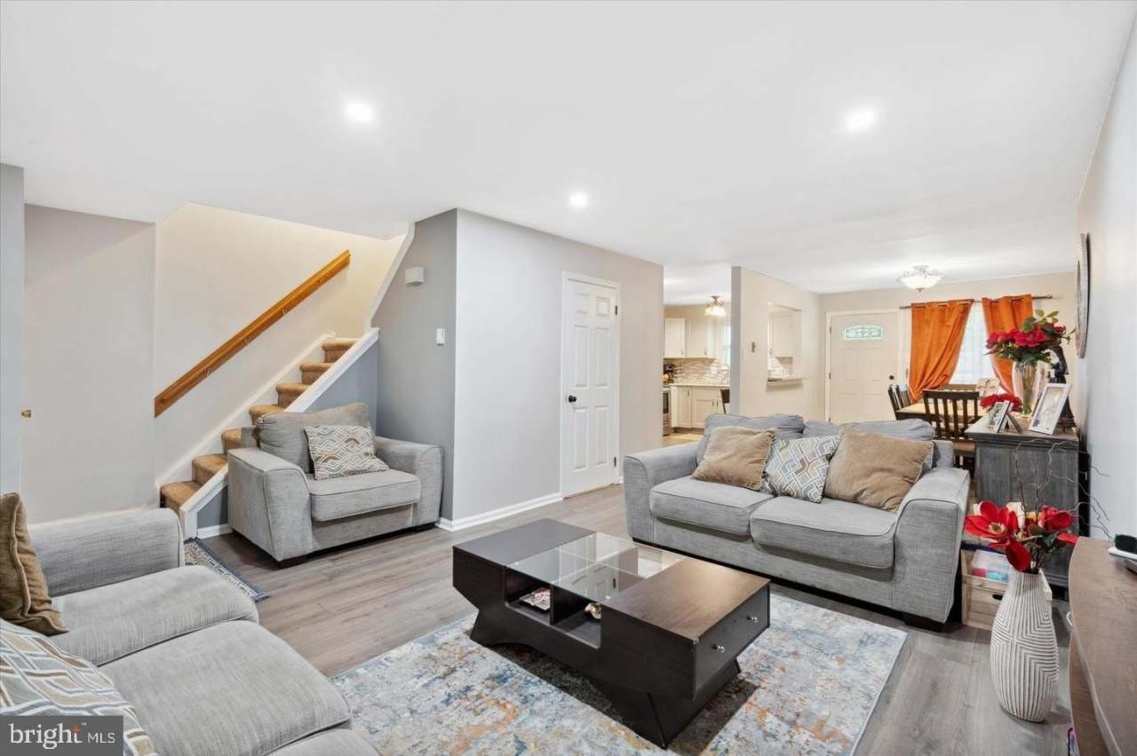 283 CARDIGAN Terrace