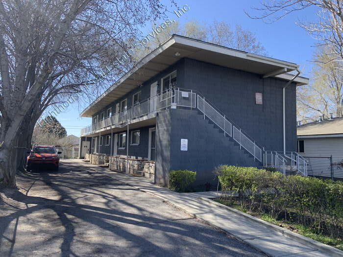 1882 South Edison Street