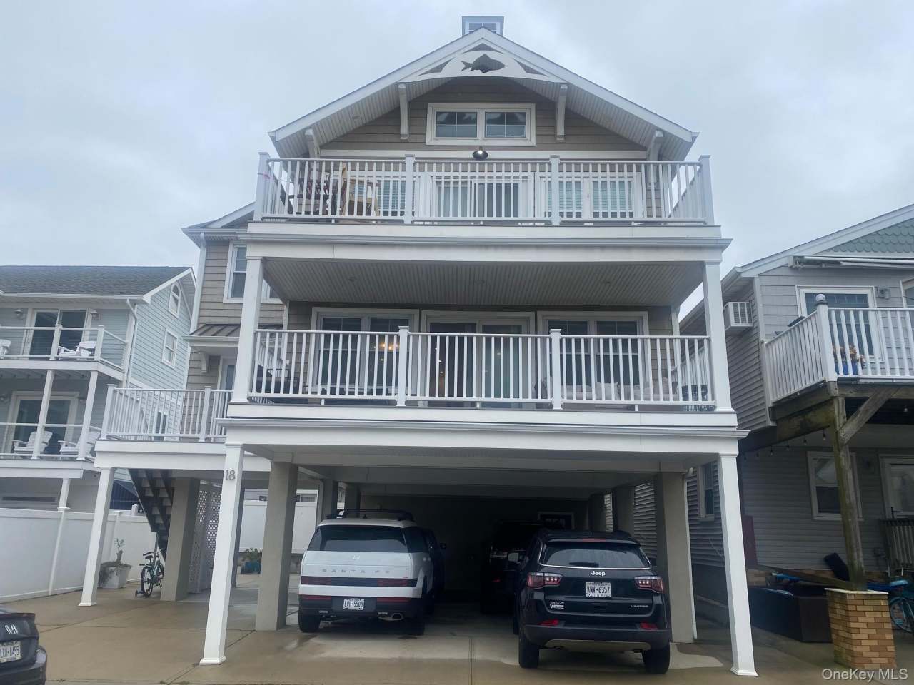 18 Tennessee Avenue unit: Lower