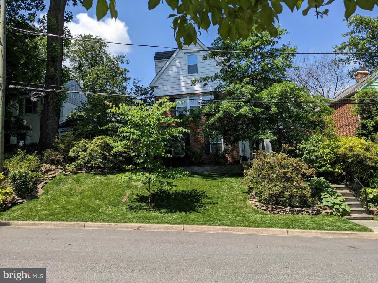 4910 CRESCENT STREET