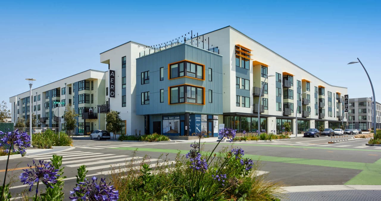 Aero Apartments