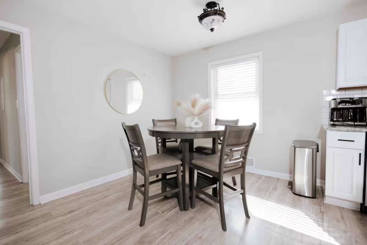 3047 Horse Shoe Drive