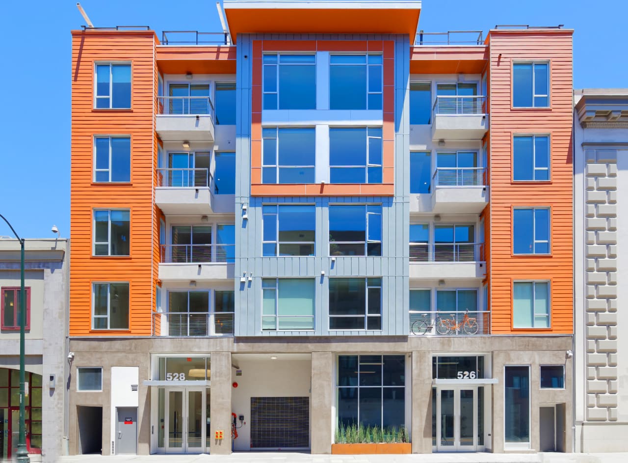 528 Thomas L Berkley Way