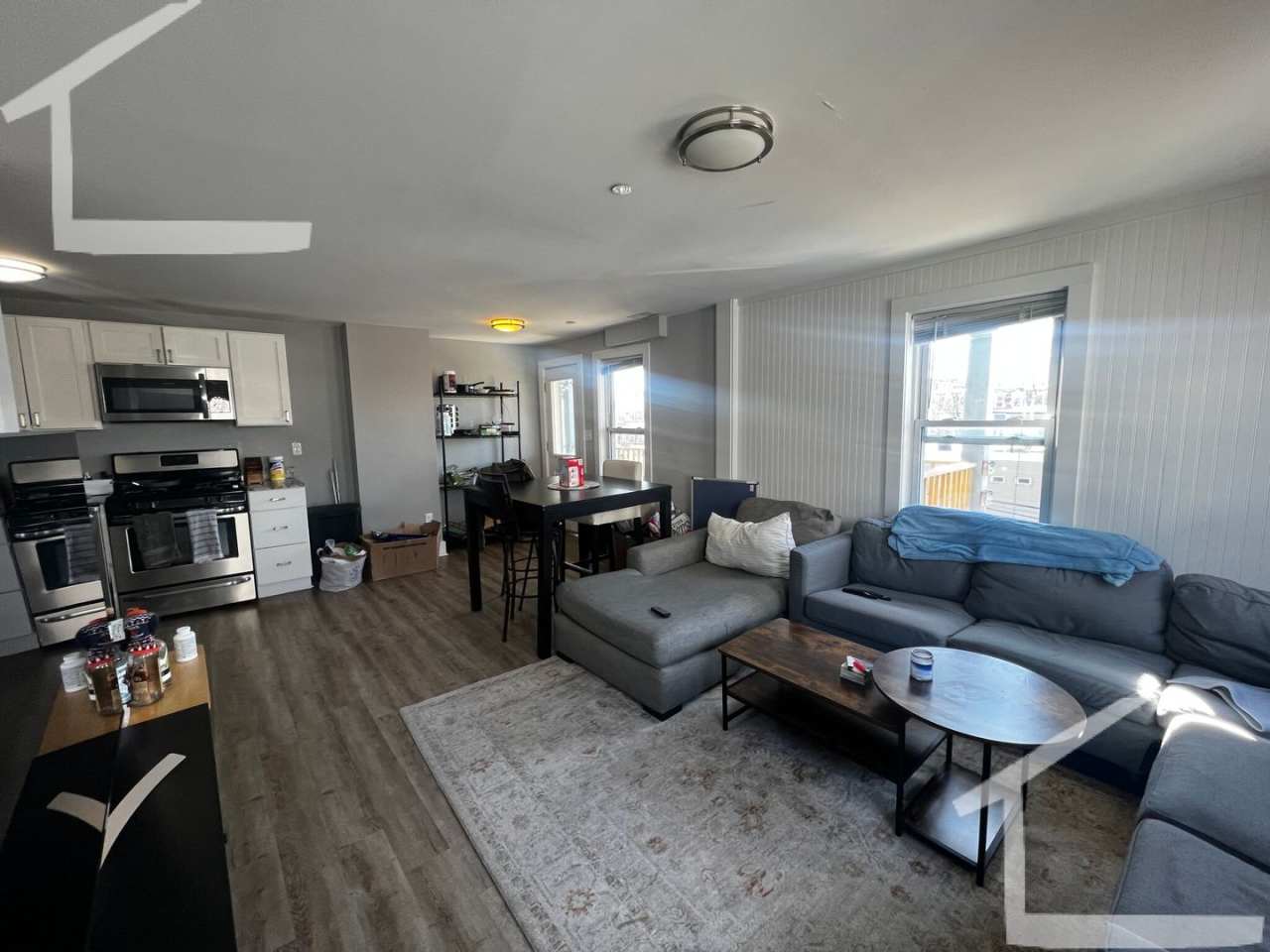 VERY NICE 4 BED IN SOUTH BOSTON!!!