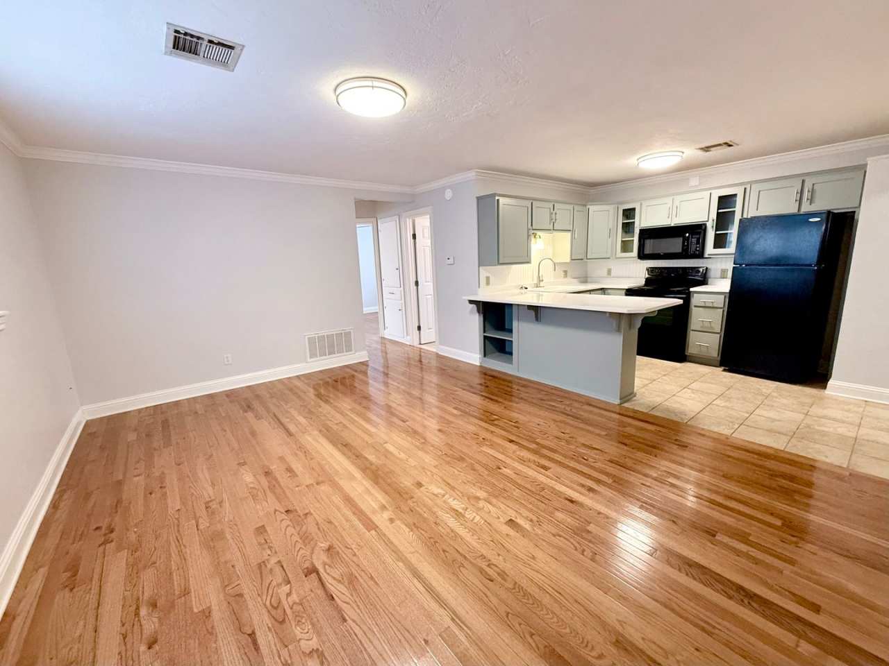 MOVE-IN SPECIAL: Beautiful 2BD 1BA, Stand-Alone Apartment in Historic Crown Heights!!!