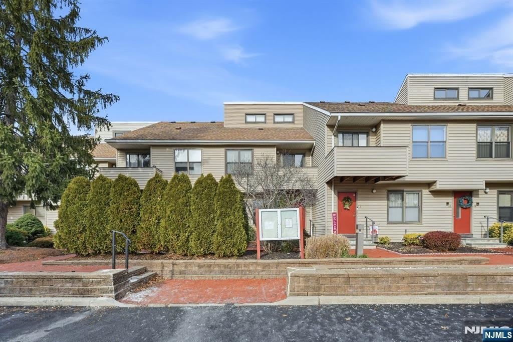 77 Liberty Street 17