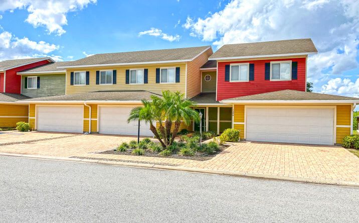 1301 Evergreen Court