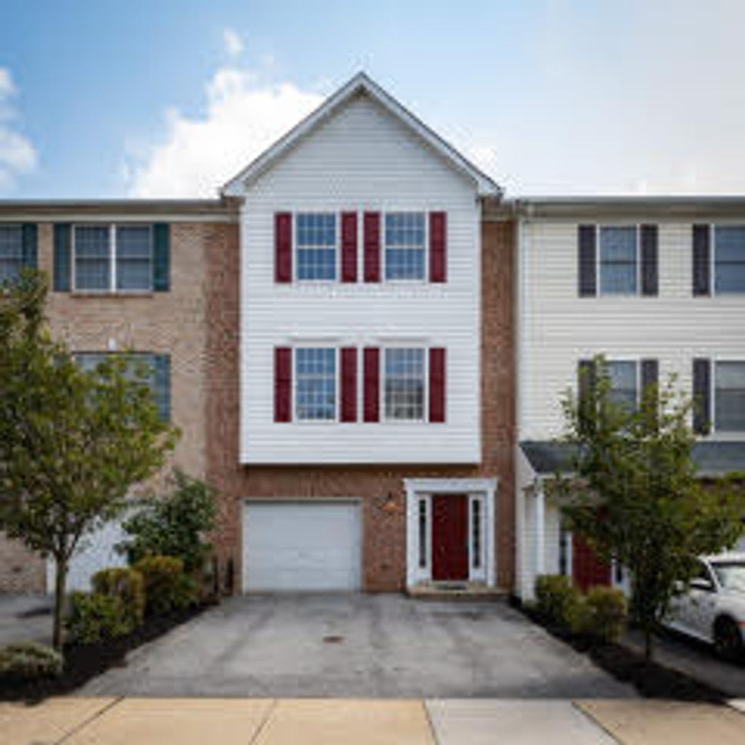 Spacious, Large, Luxury 3 Bedroom Townhouse in Hockessin, Delaware