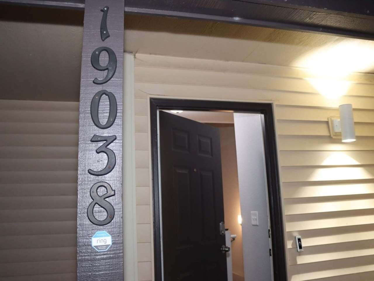 3 Bedroom Single Family Home in Aurora