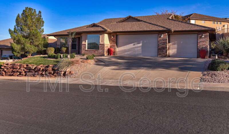 621 Rolling Hills Drive