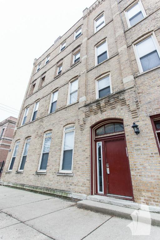 2057 West Dickens Avenue