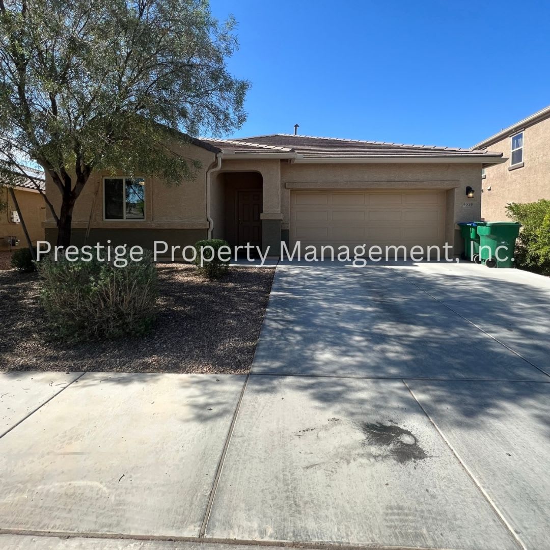 3BD+Den/3BA Marana Home With Wonderful Community Amenities!
