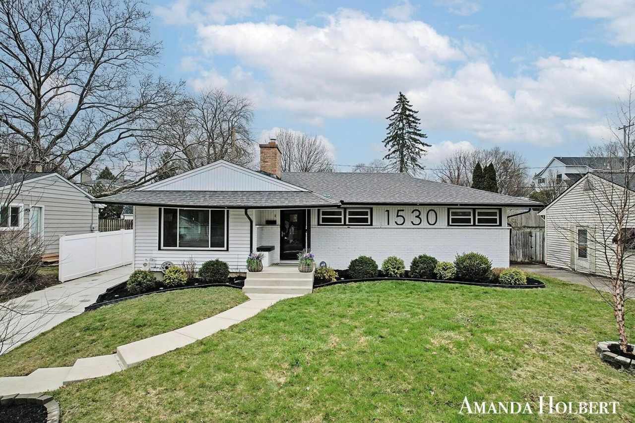 1530 Sherwood Avenue SE