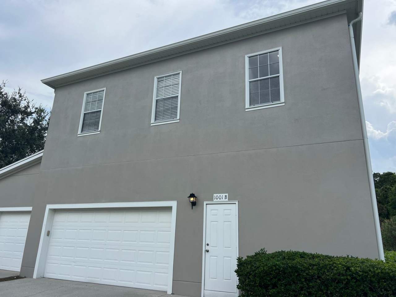 1001b Oak Pond, Celebration