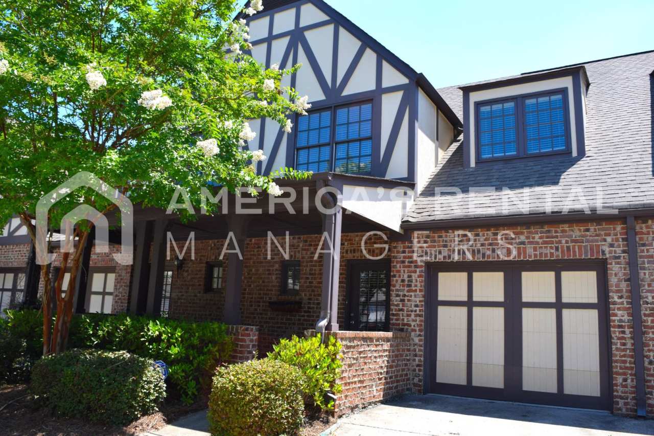 Beautiful Home for Rent in Birmingham, AL!!!! Available to View Now!!! ***$500 GIFT CARD SPECIAL!!***