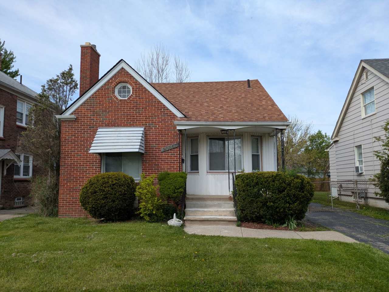 20653 Washtenaw - Freshly Renovated 3BR Bungalow - Hardwood Floors - Fenced Yard - 48225