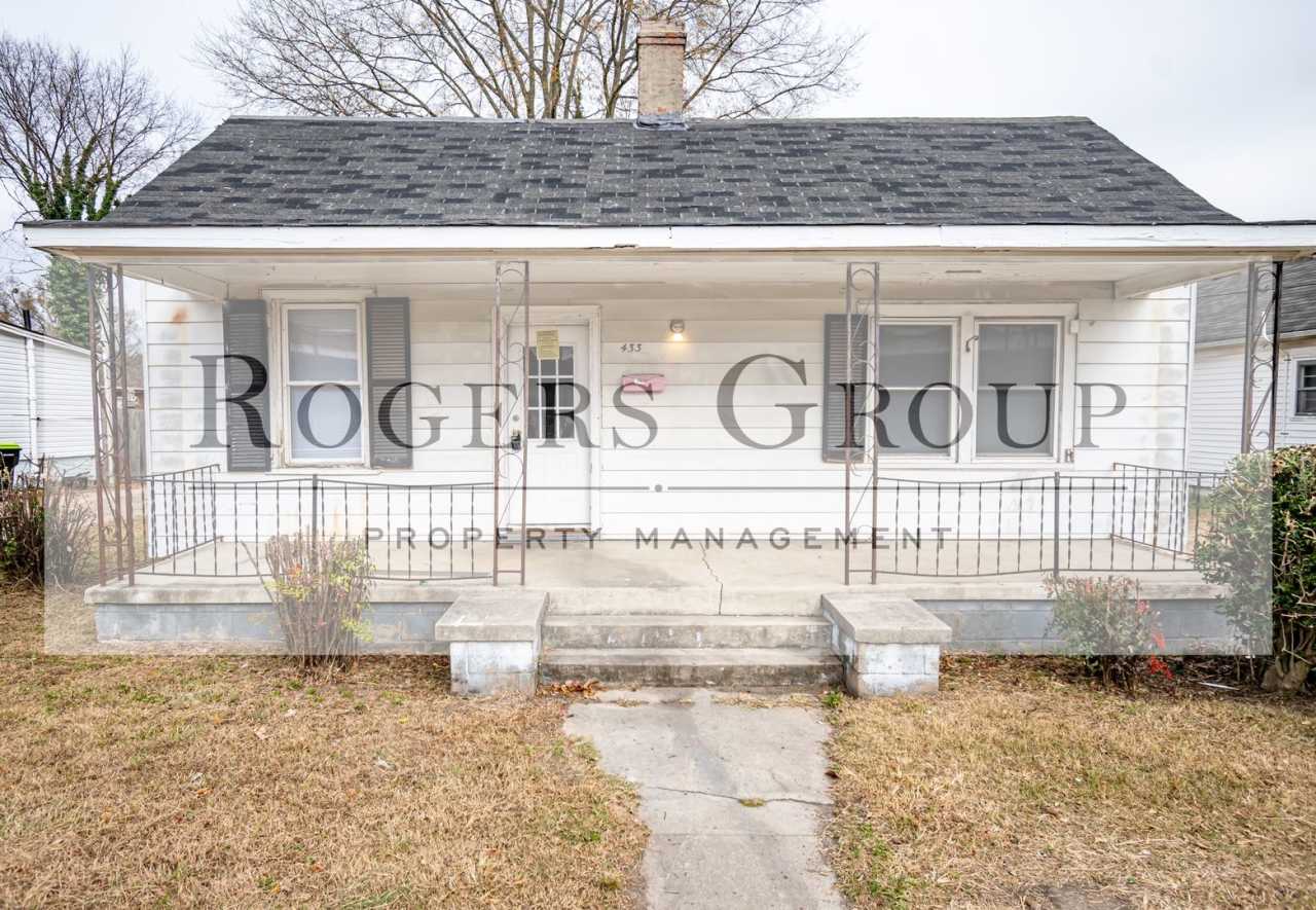 Homes for rent in Henderson NC - 433 Alexander Avenue - Schedule Showing Online at www.rentnc.net