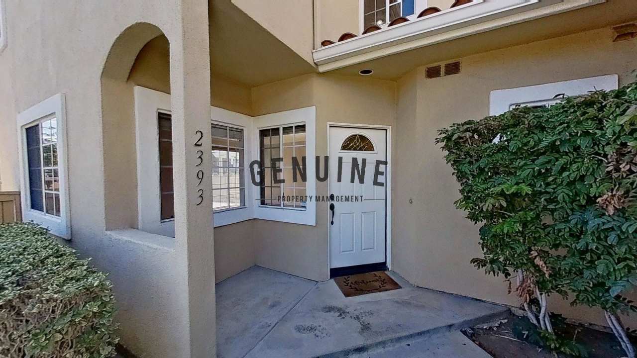 Dual Master Two Bedroom Townhouse in Gated Tustin Community