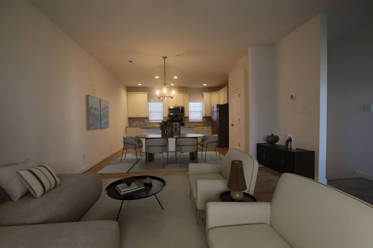 Contemporary 4bd/3.5ba in excellent location