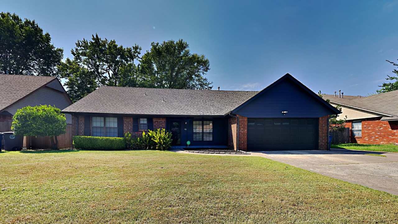 Start your new year in this charming 3 bedroom, 2 bath home located in the heart of Tulsa.